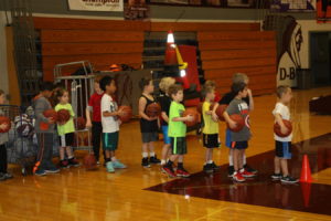 kids playing basketball